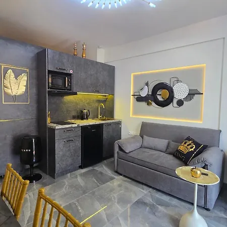 Apartment Artisti Elena Thalassa Golden 4 *